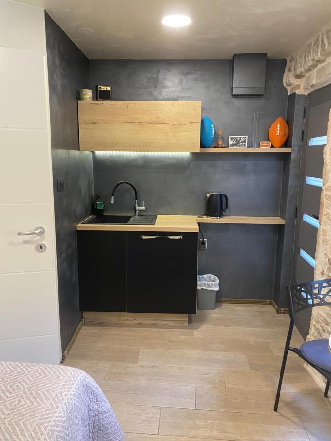 Guest House Laura Split Extérieur photo