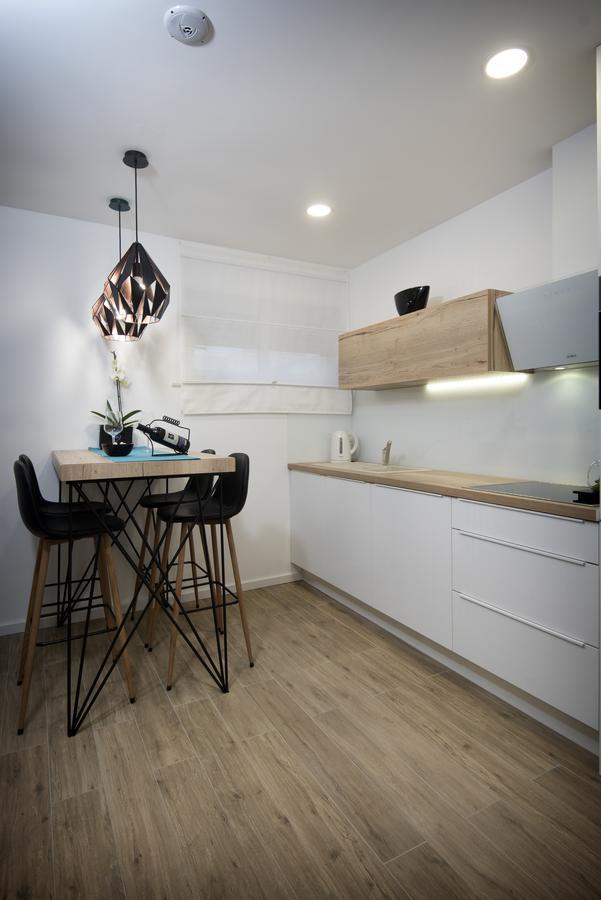 Guest House Laura Split Extérieur photo